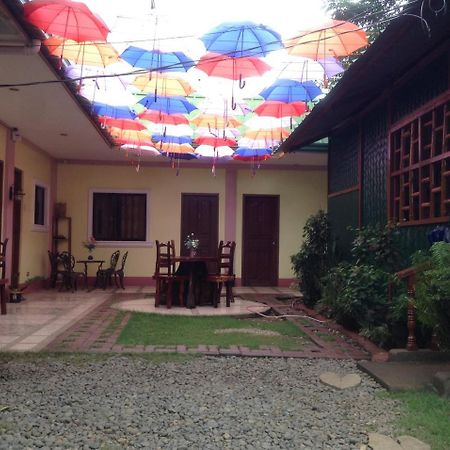 Tia Mers Guest House Пуэрто-Принцеса Экстерьер фото