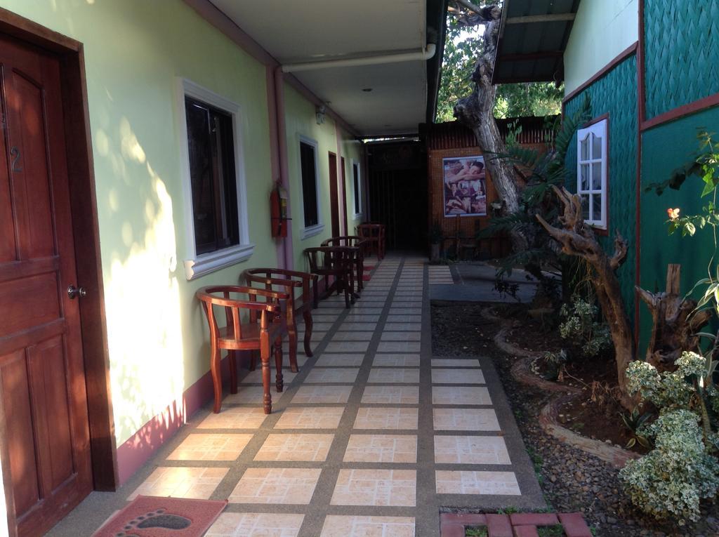 Tia Mers Guest House Пуэрто-Принцеса Экстерьер фото